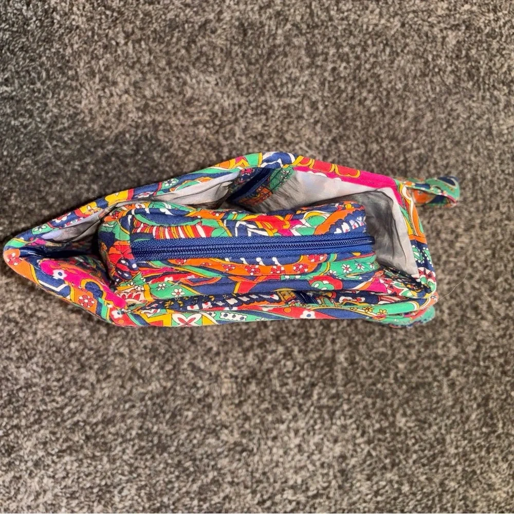 VERA BRADLEY Paisley Makeup/Travel Hanging Organizer - Picture 10 of 11